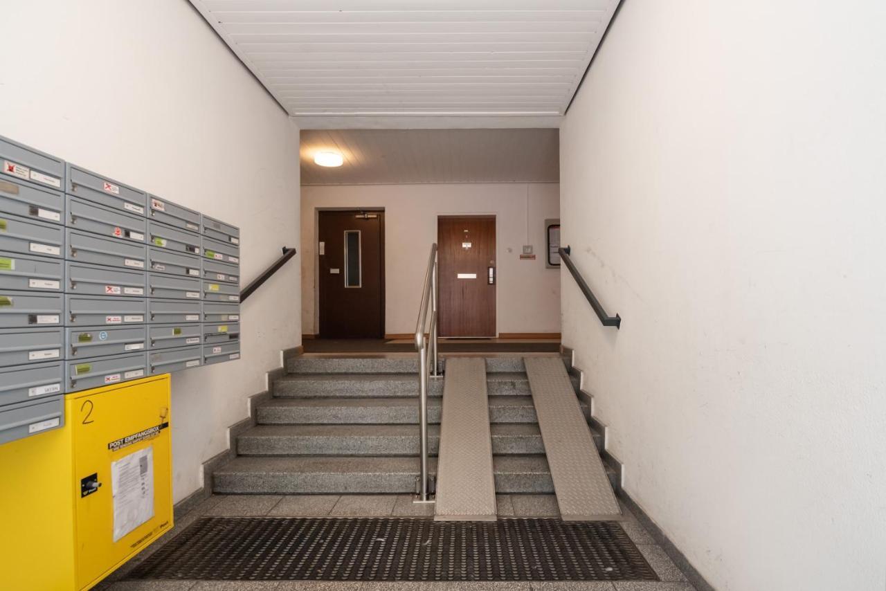 Helles, Neues Dg Apartment Mit Blick Zum Donauturm เวียนนา ภายนอก รูปภาพ